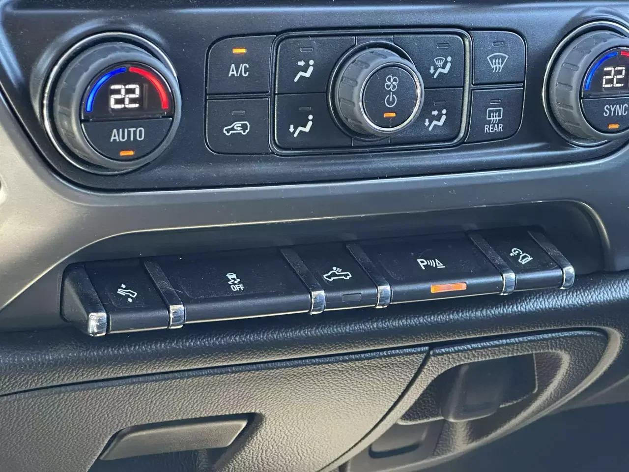 Chevrolet Silverado 1500 2016 - Image 19