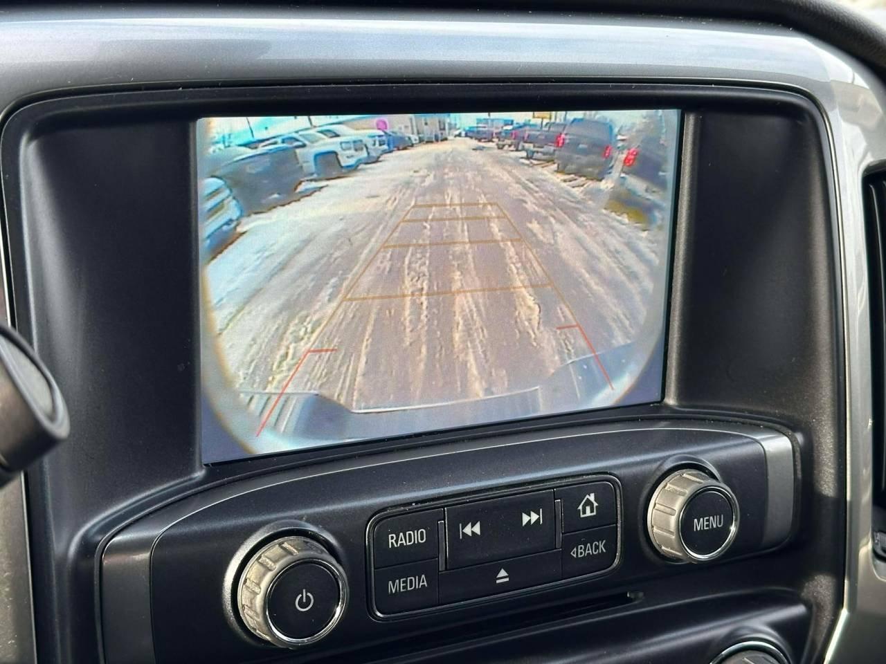 Chevrolet Silverado 1500 2018 - Image 18