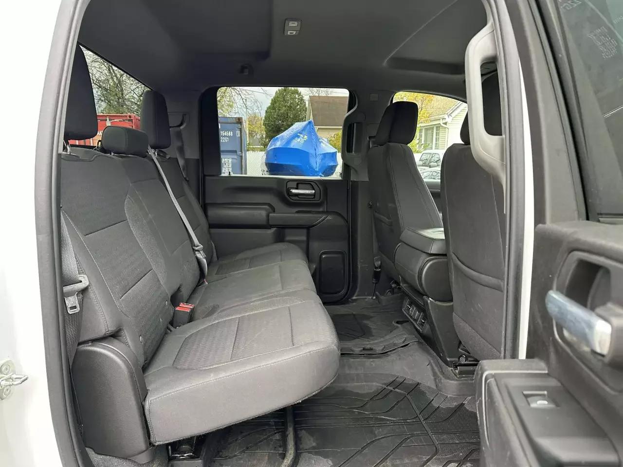 Chevrolet Silverado 2500HD 2022 - Image 24