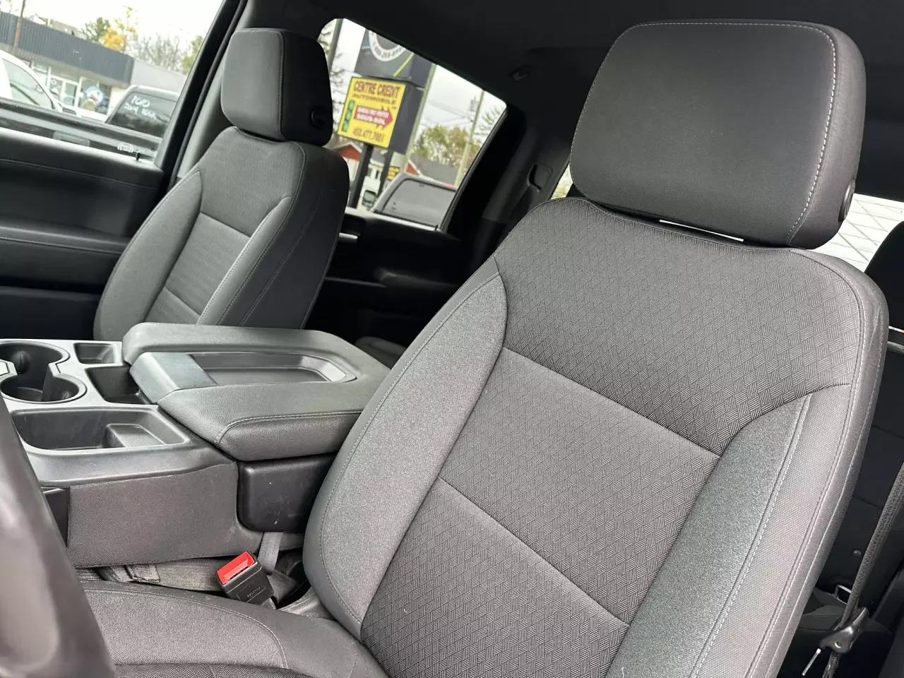 Chevrolet Silverado 2500HD 2022 - Image 26