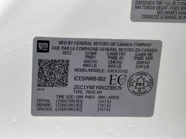 Chevrolet Silverado 2500HD 2022 - Thumbnail 36