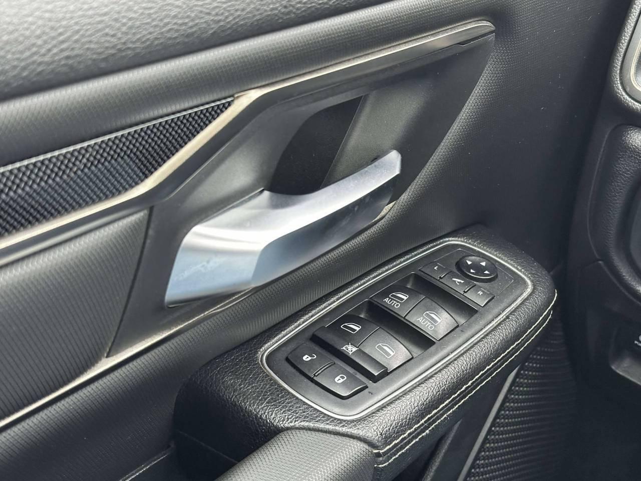 Ram Ram 1500 2019 - Image 13