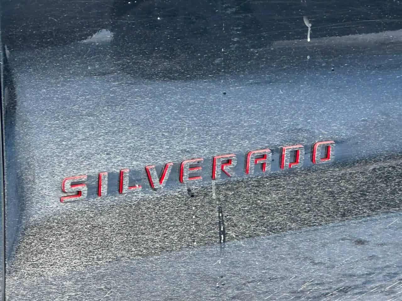 Chevrolet Silverado 1500 2018 - Image 32