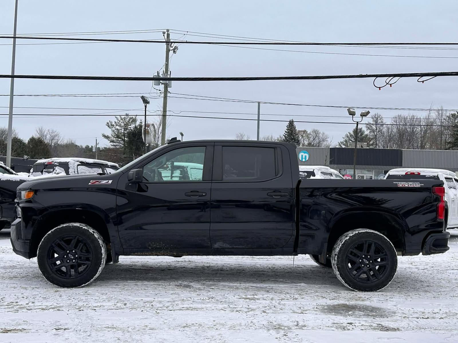 Chevrolet Silverado 1500 2021 - Image 2