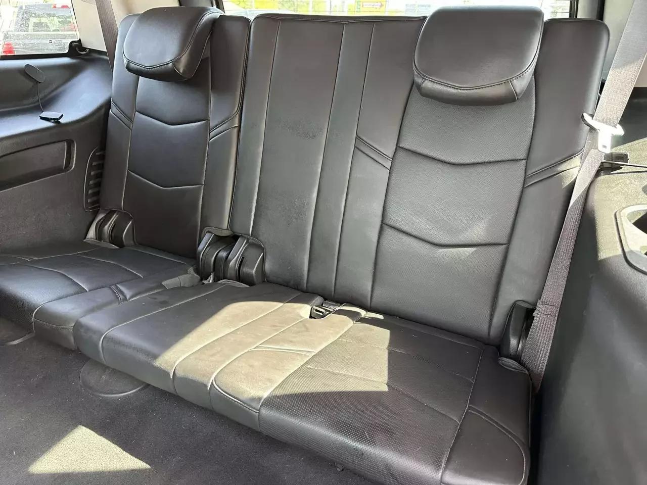 Cadillac Escalade 2015 - Image 33