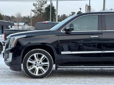 Cadillac Escalade 2015 - Thumbnail 40
