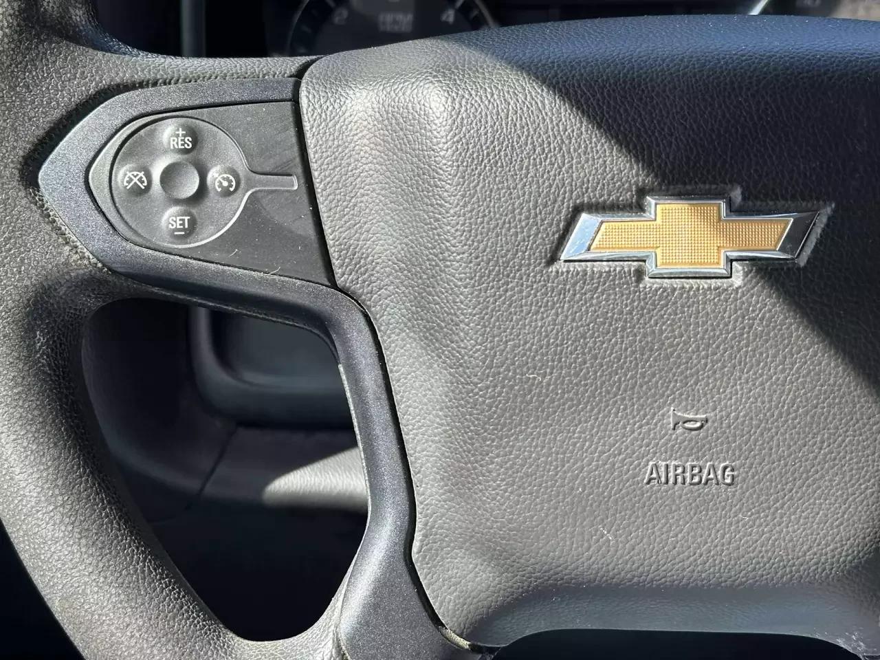 Chevrolet Silverado 1500 2018 - Image 14