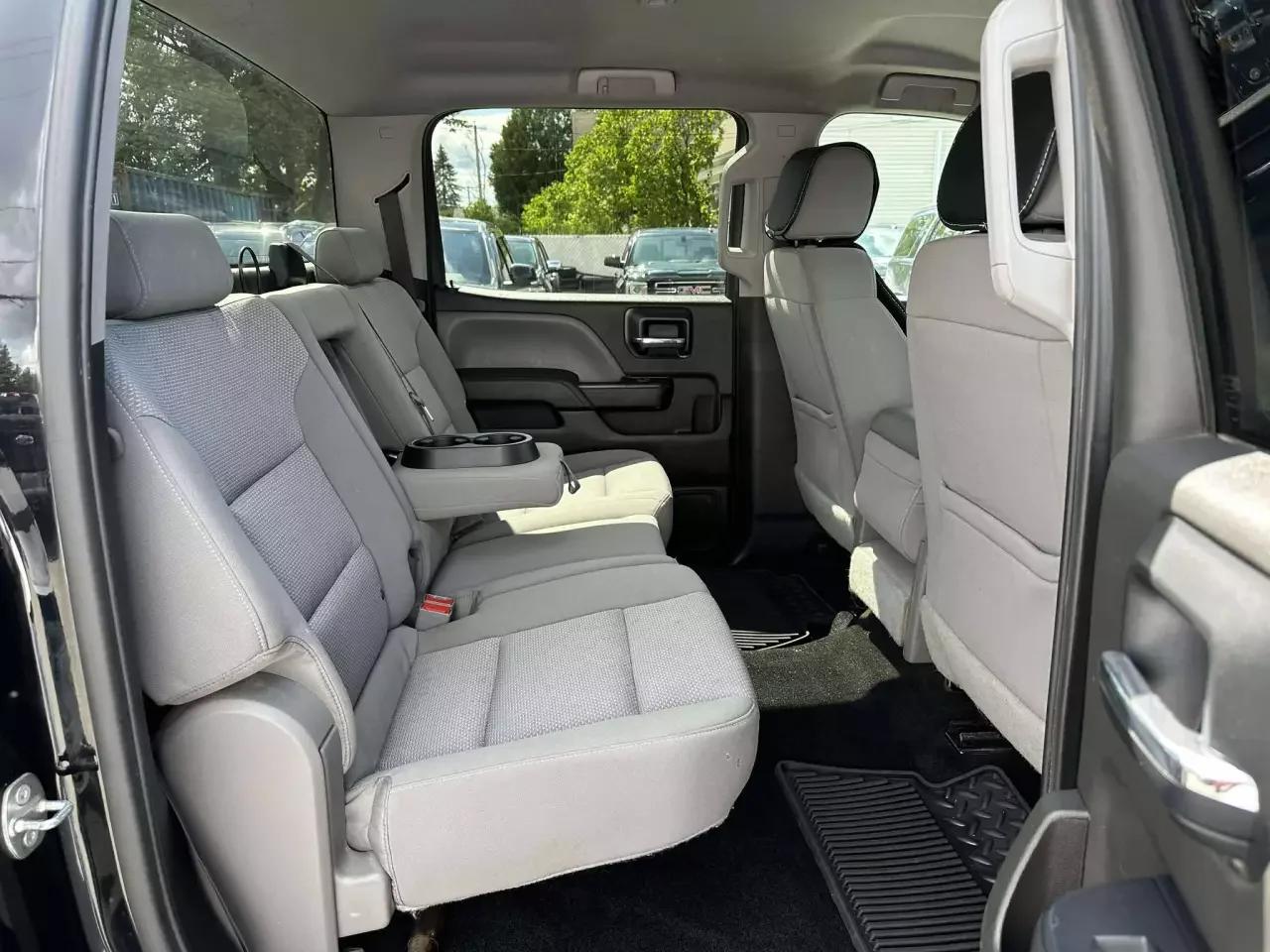 Chevrolet Silverado 1500 2018 - Image 20