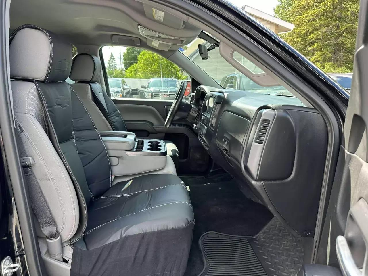 Chevrolet Silverado 1500 2018 - Image 21