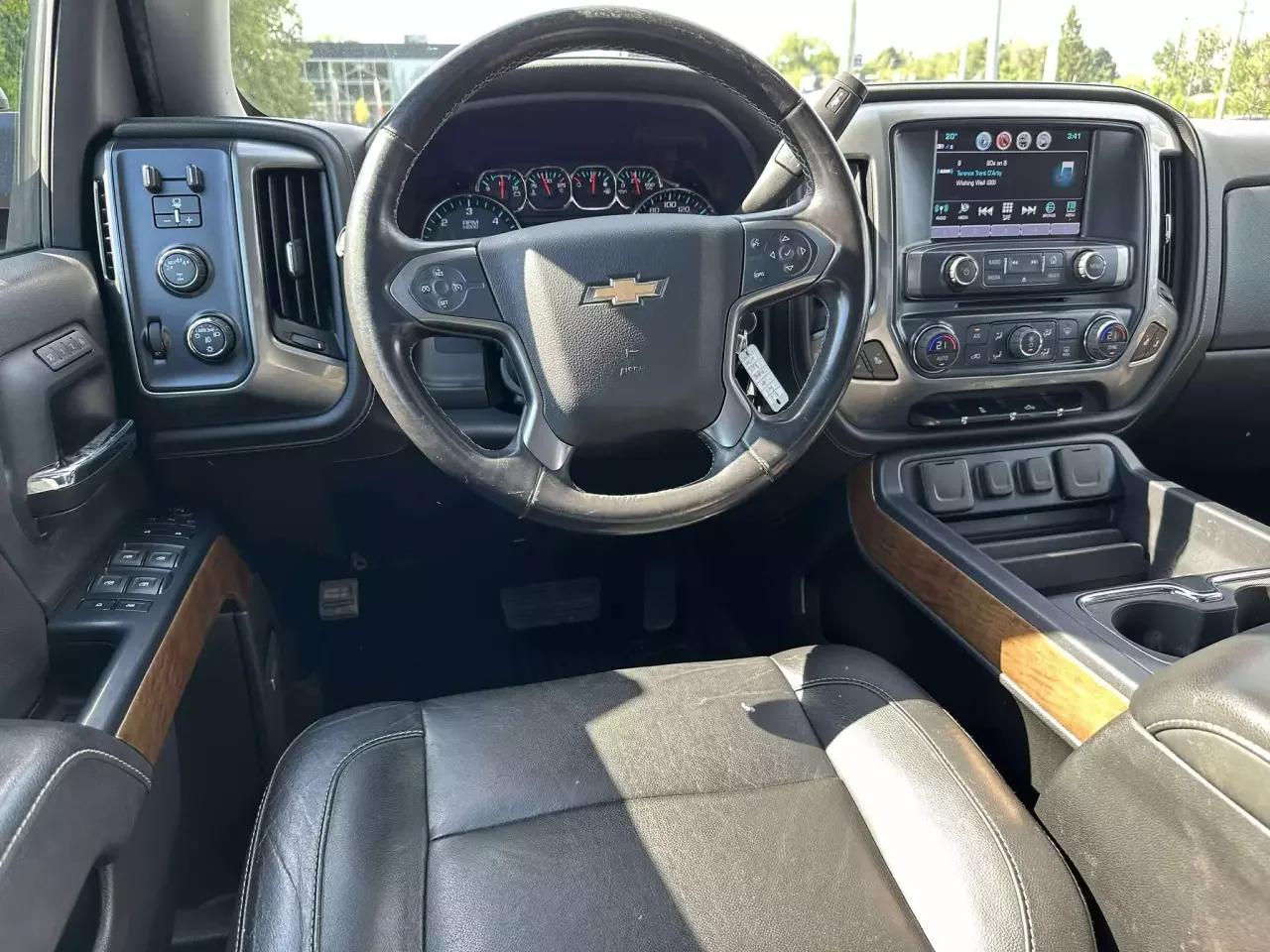 Chevrolet Silverado 1500 2018 - Image 10