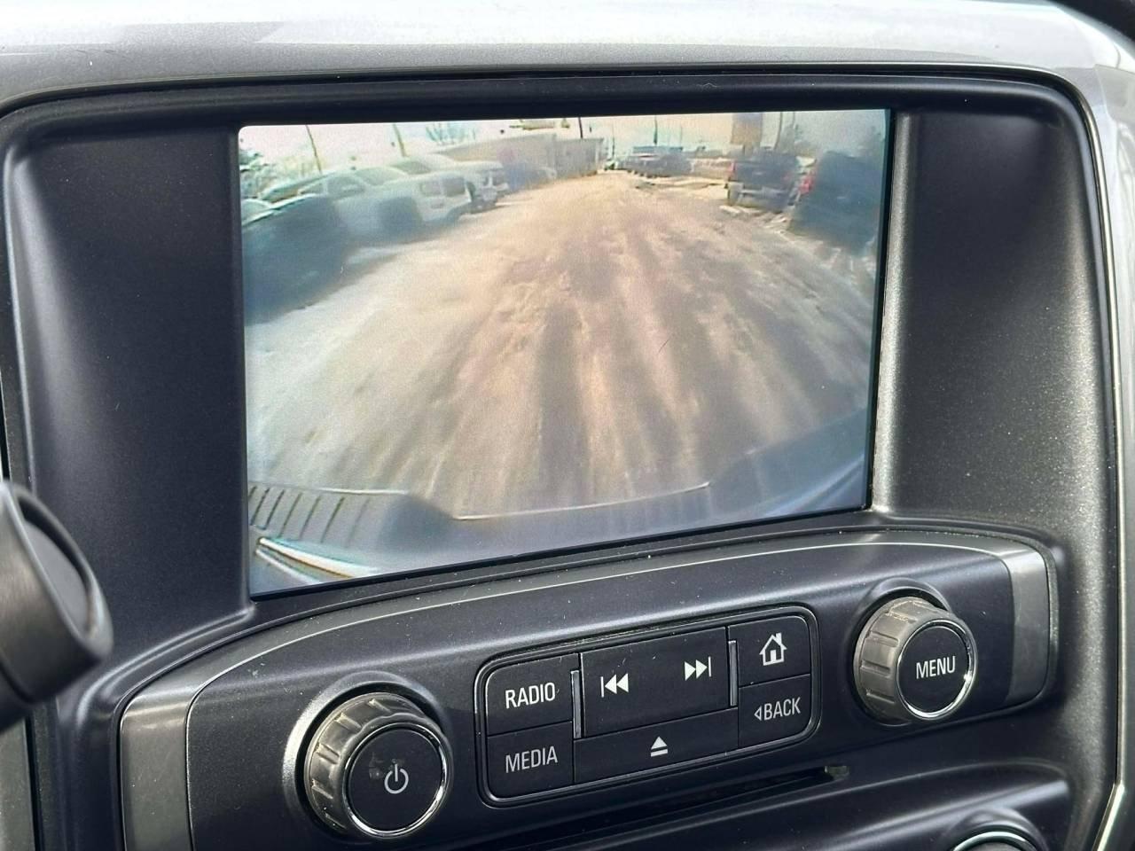 Chevrolet Silverado 1500 2018 - Image 20