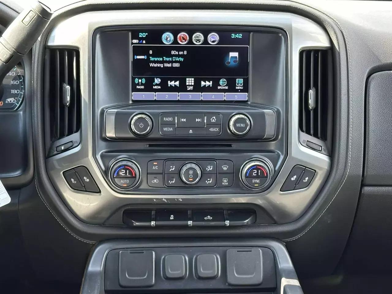 Chevrolet Silverado 1500 2018 - Image 21