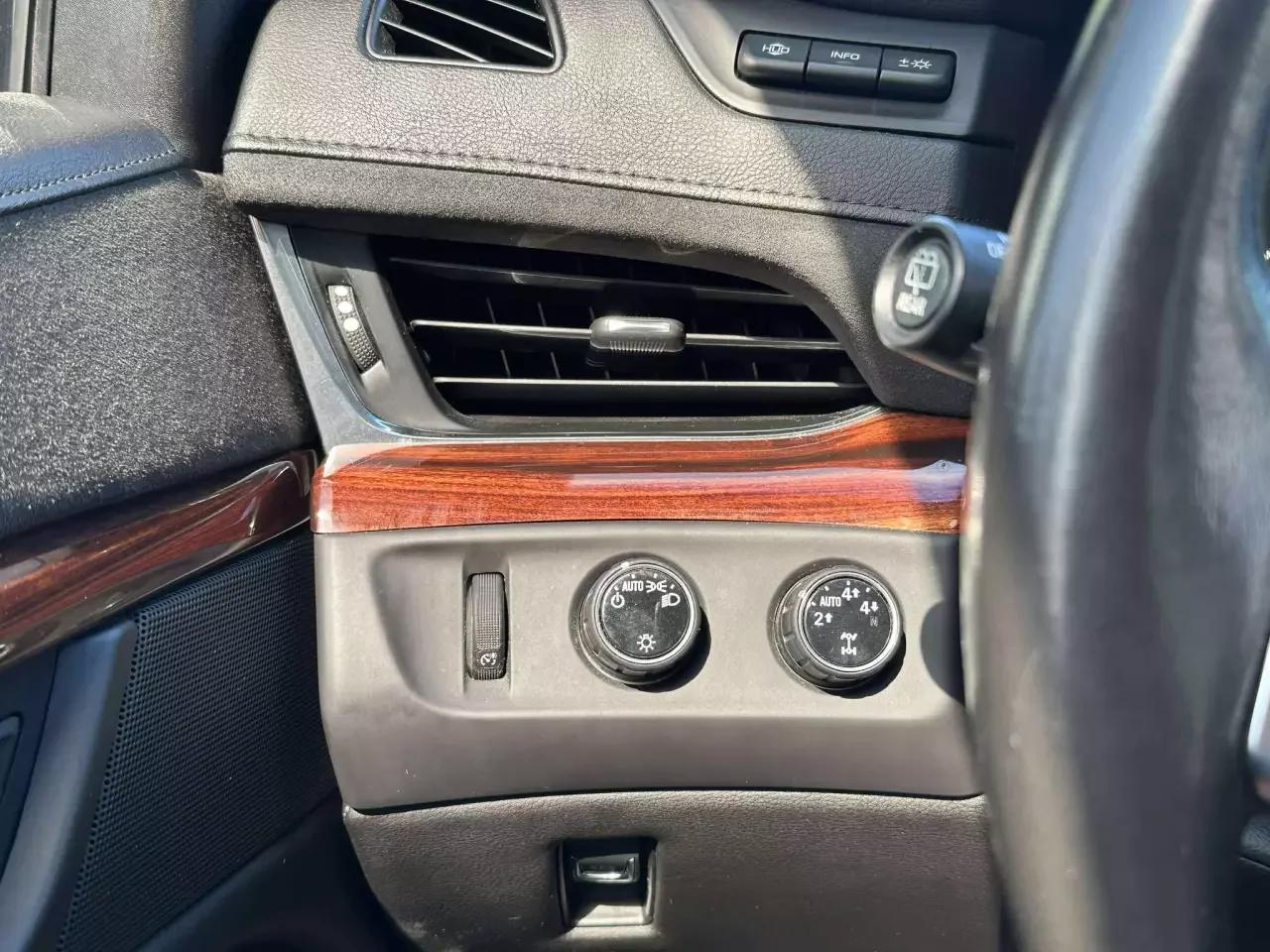 Cadillac Escalade 2015 - Image 15