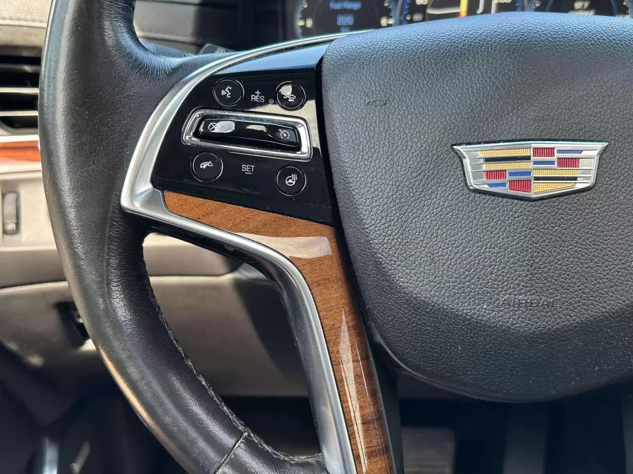 Cadillac Escalade 2015 - Image 16