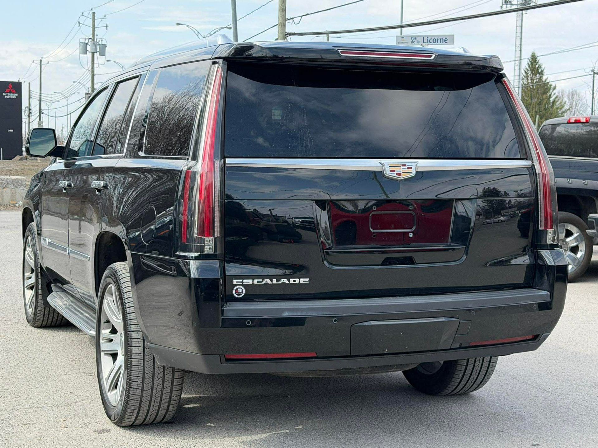 Cadillac Escalade 2015 - Image 3