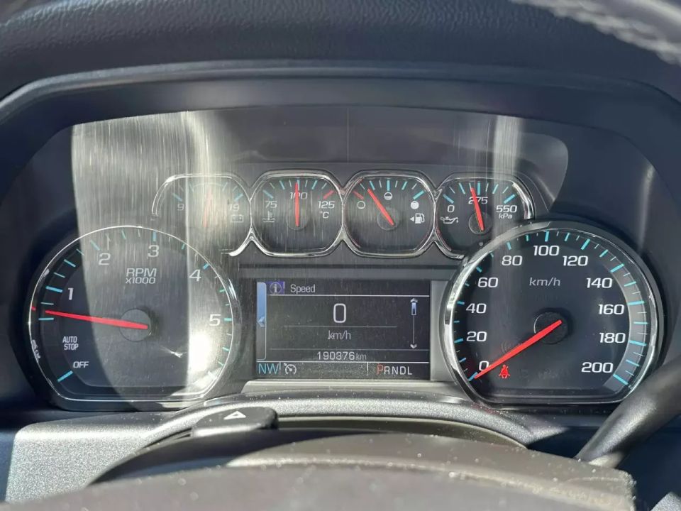 Chevrolet Silverado 1500 2018 - Image 9