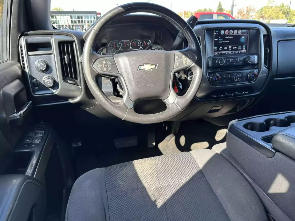 Chevrolet Silverado 1500 2018 - Image 10