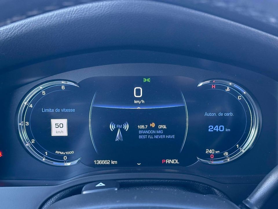 Cadillac Escalade ESV 2019 - Image 10