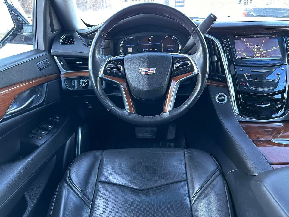 Cadillac Escalade ESV 2019 - Image 12
