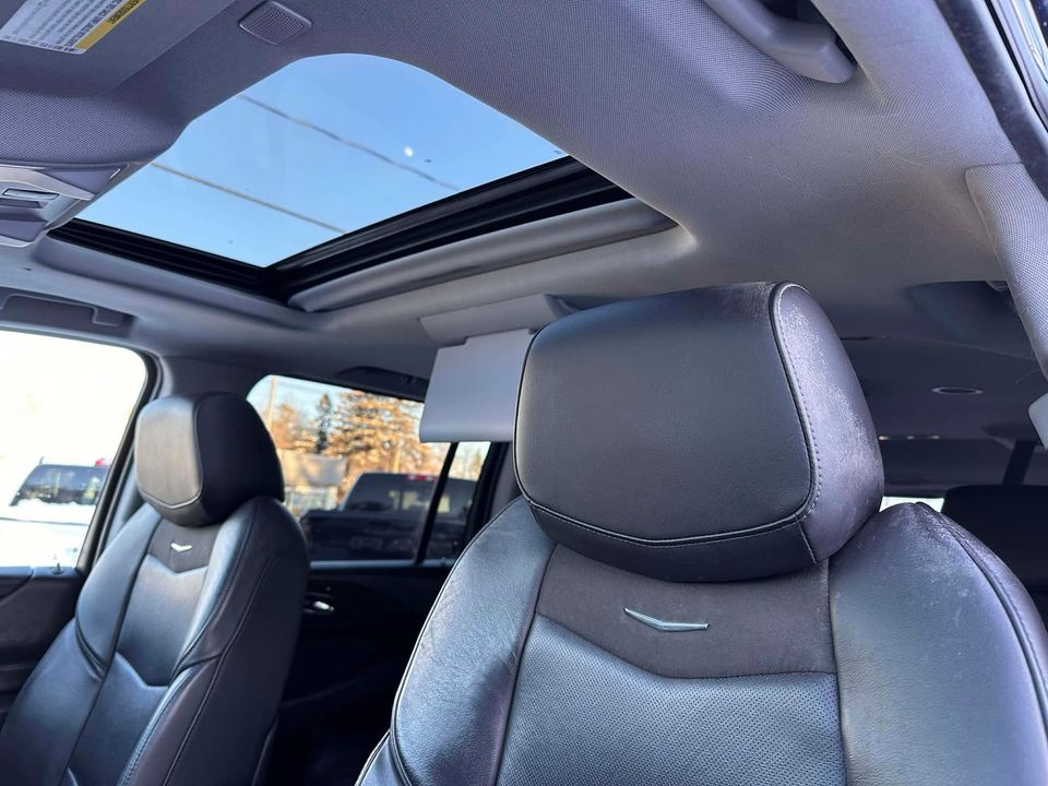 Cadillac Escalade ESV 2019 - Image 13