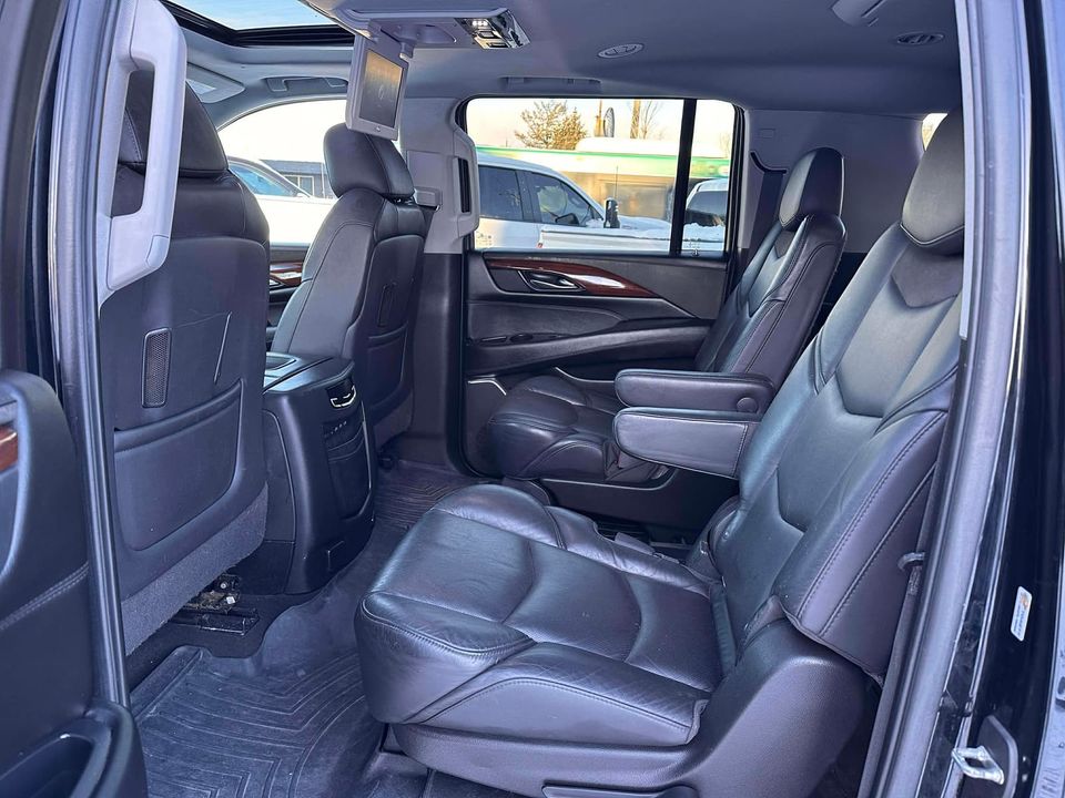 Cadillac Escalade ESV 2019 - Image 27