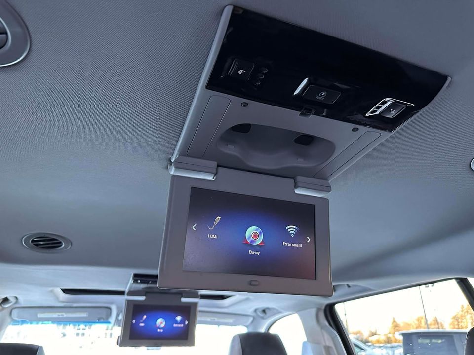Cadillac Escalade ESV 2019 - Image 34