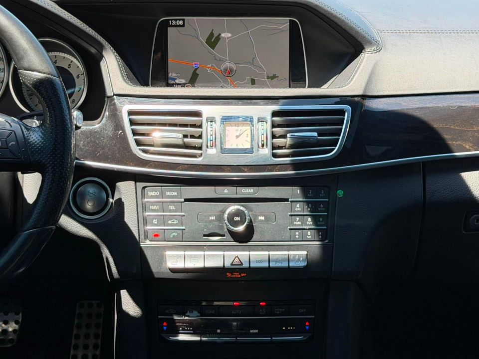 Mercedes-Benz E 400 2016 - Image 24