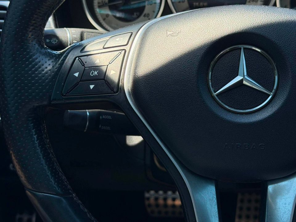 Mercedes-Benz E 400 2016 - Image 16