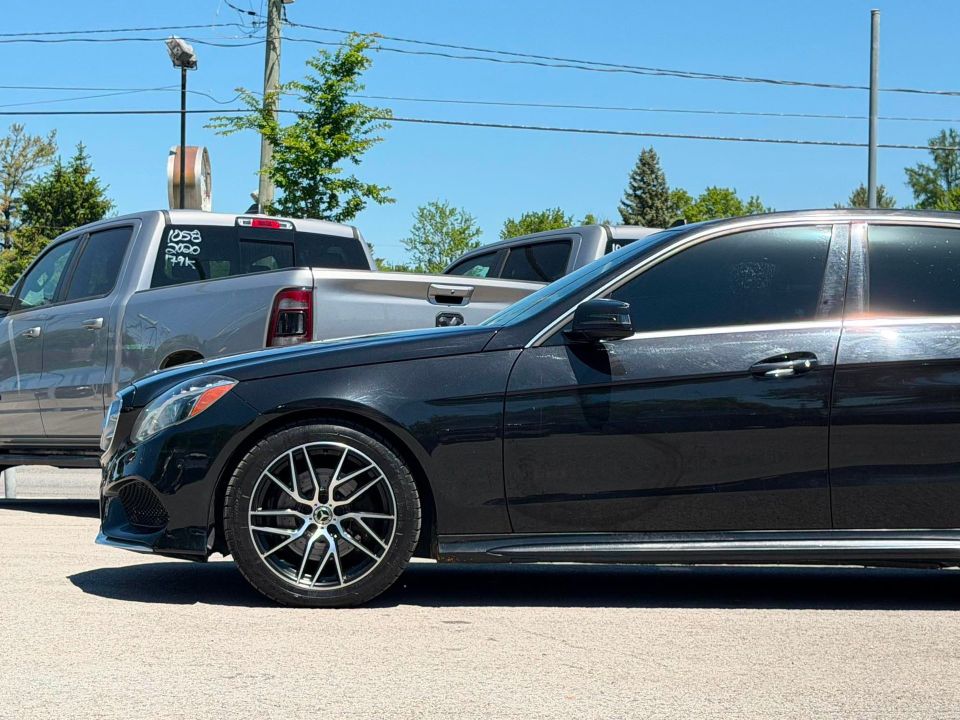 Mercedes-Benz E 400 2016 - Image 32