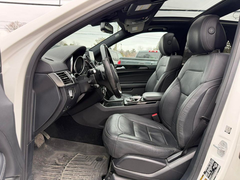 Mercedes-Benz GLE 550 2016 - Image 27