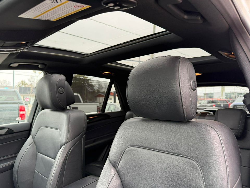 Mercedes-Benz GLE 550 2016 - Image 13