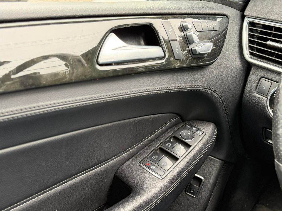 Mercedes-Benz GLE 550 2016 - Image 14