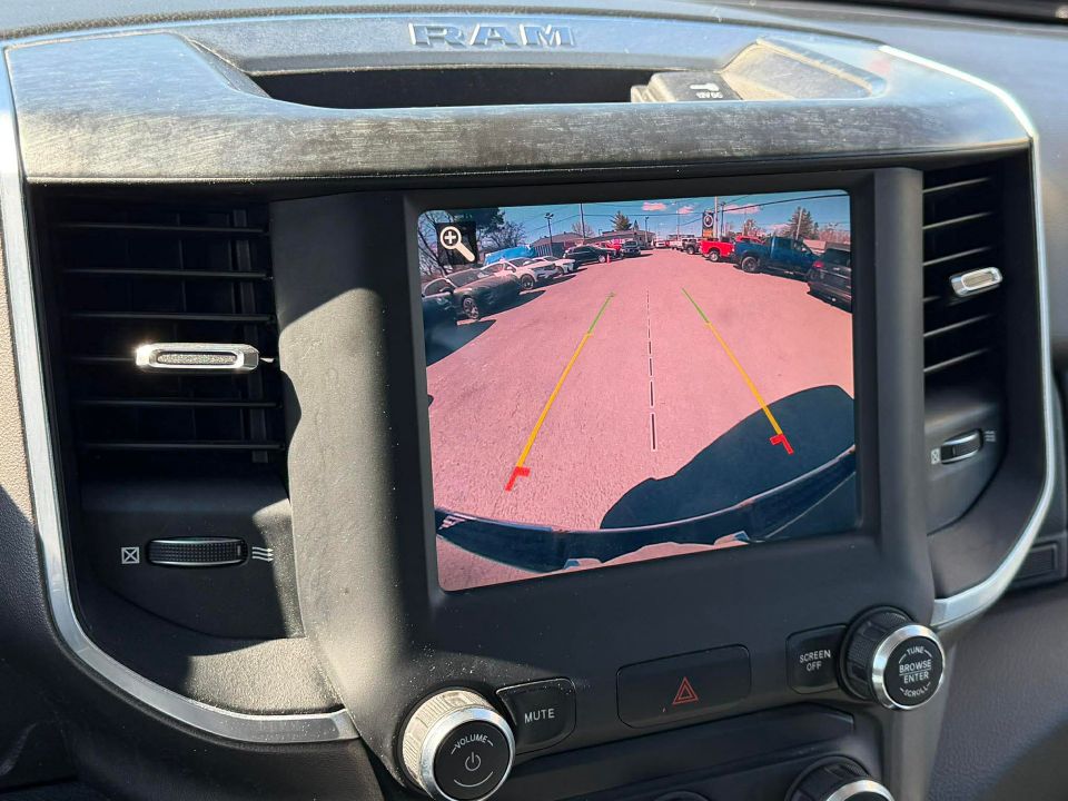 RAM 1500 2019 - Image 20