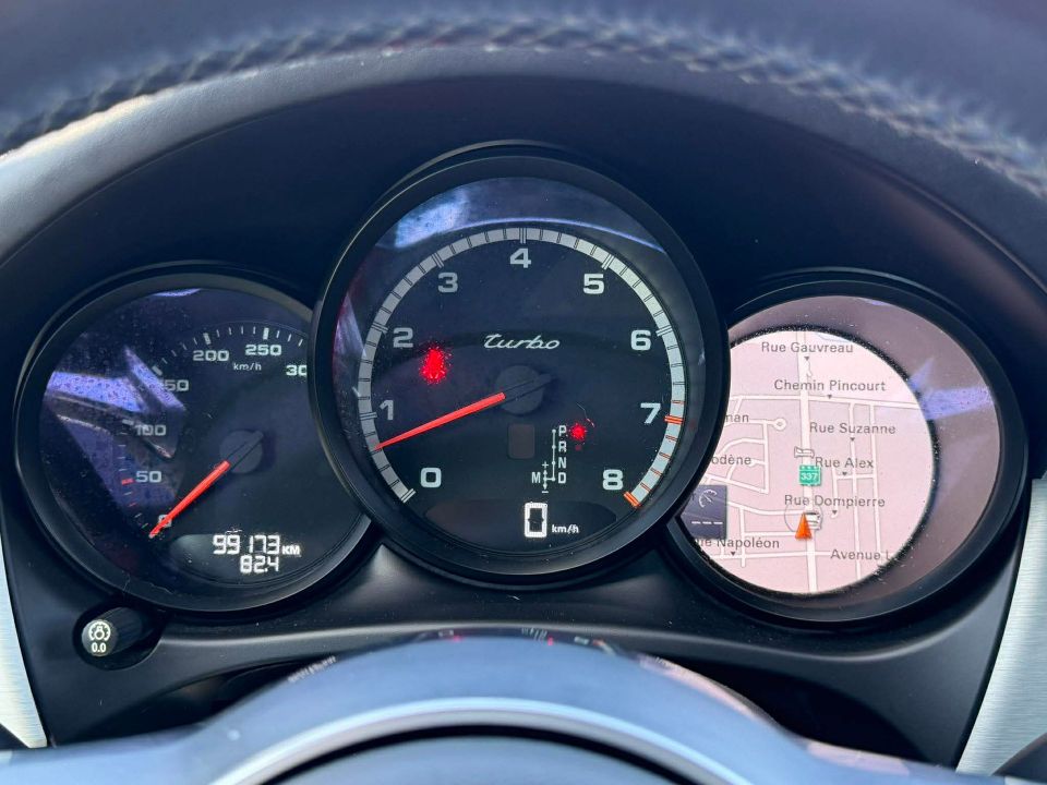 Porsche Macan 2017 - Image 10