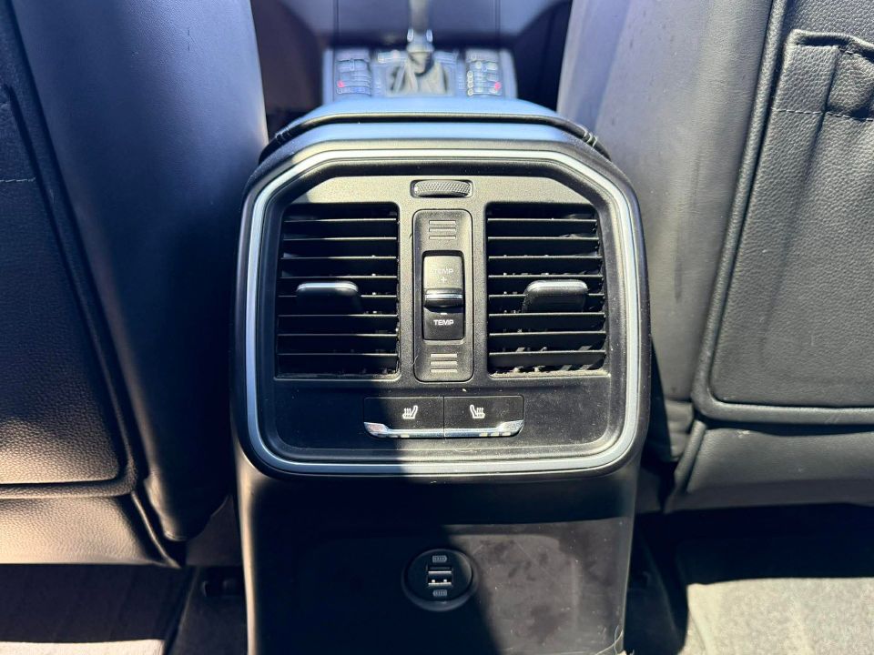Porsche Macan 2017 - Image 26