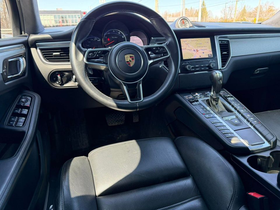 Porsche Macan 2017 - Image 11
