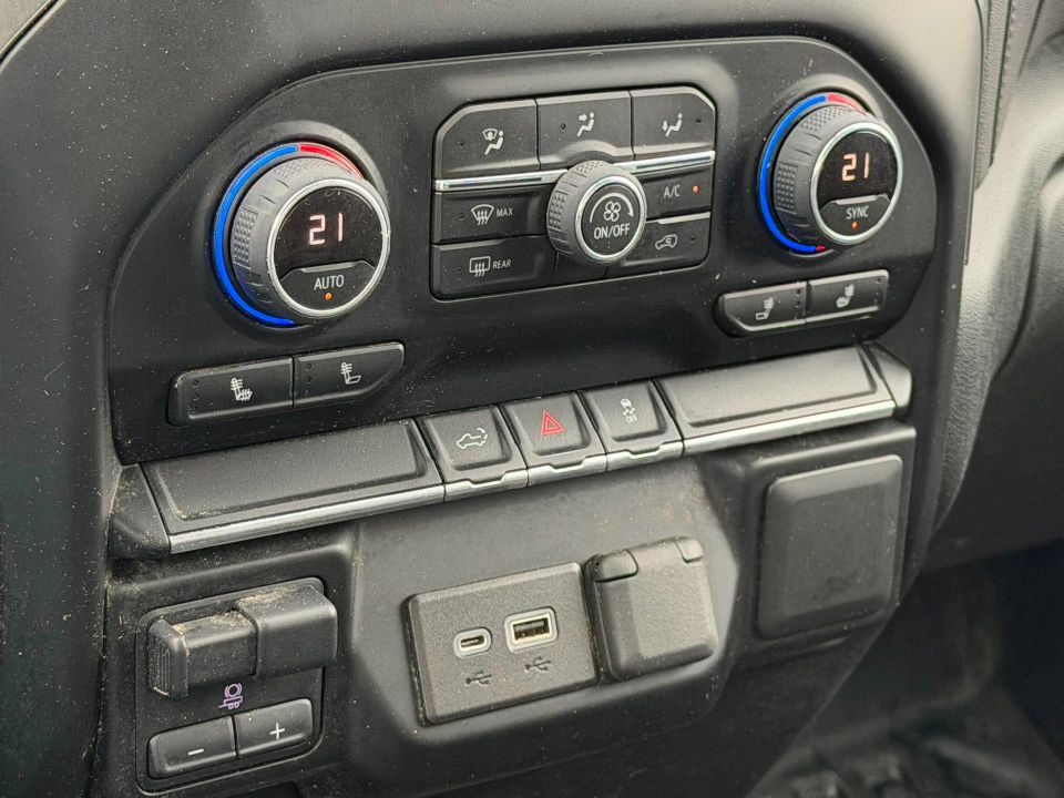 Chevrolet Silverado 2500HD 2022 - Image 18
