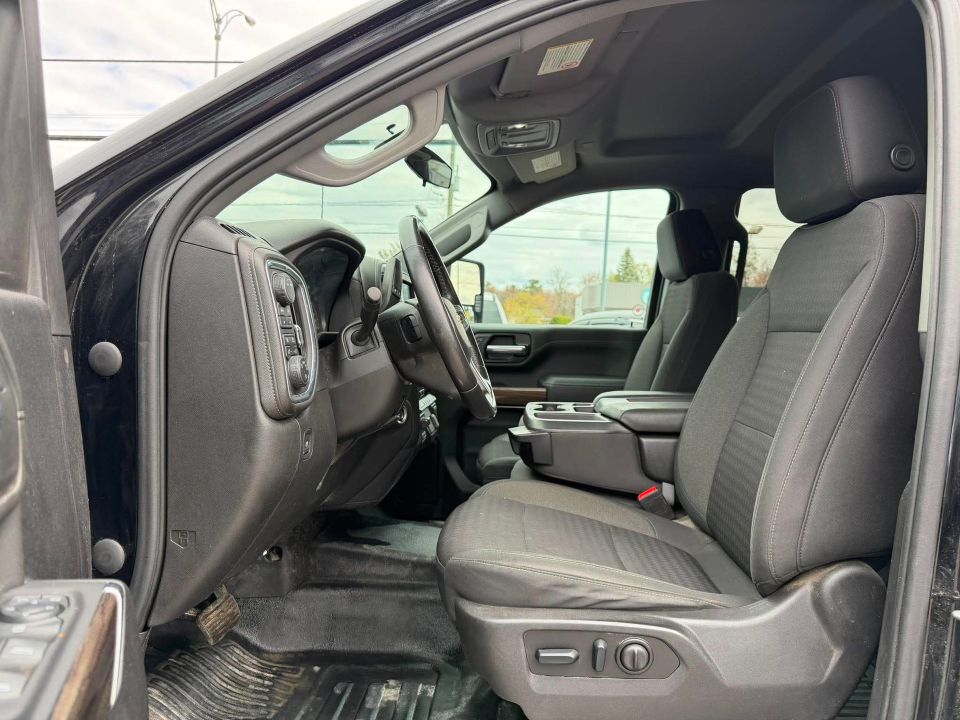 Chevrolet Silverado 2500HD 2022 - Image 22
