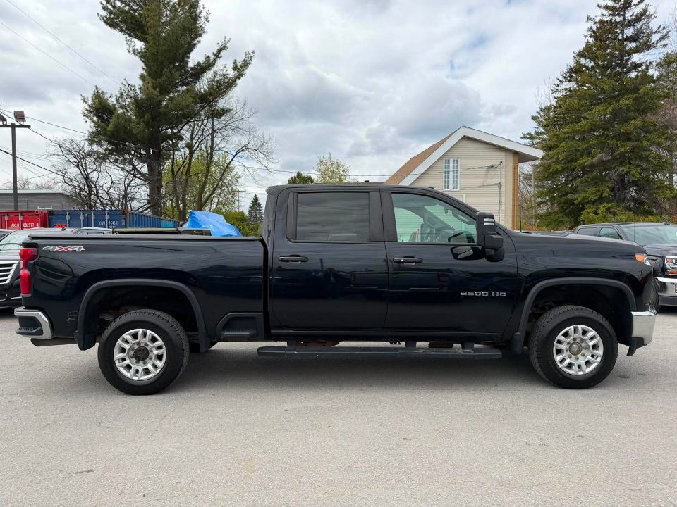 Chevrolet Silverado 2500HD 2022 - Image 6