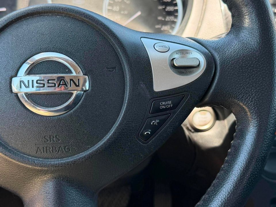 Nissan Sentra 2016 - Image 16
