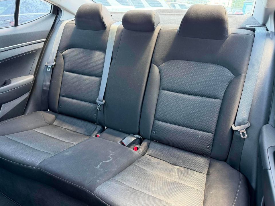Hyundai Elantra 2017 - Image 24