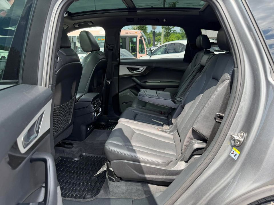 Audi Q7 2018 - Image 28