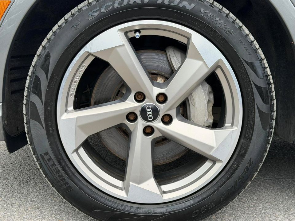 Audi Q7 2018 - Image 47