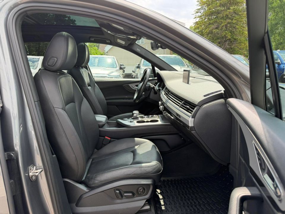 Audi Q7 2018 - Image 31