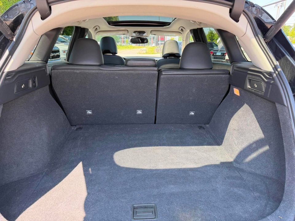INFINITI QX50 2019 - Image 32