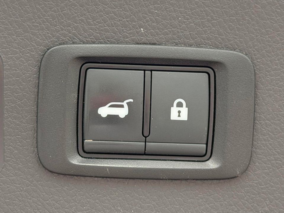 Mitsubishi Eclipse Cross 2024 - Image 28