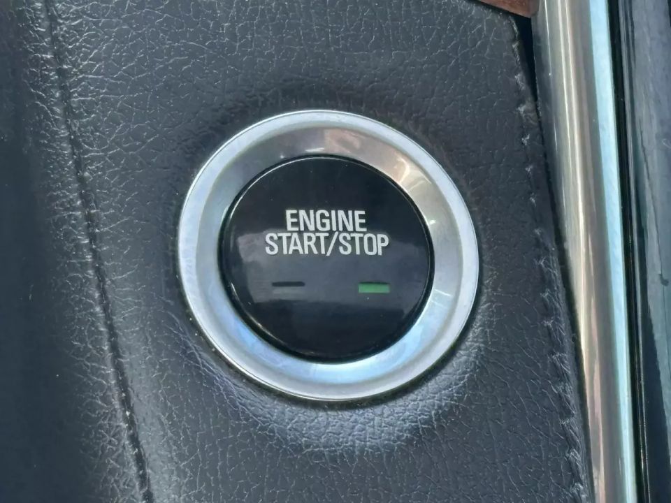 Cadillac Escalade 2015 - Image 9