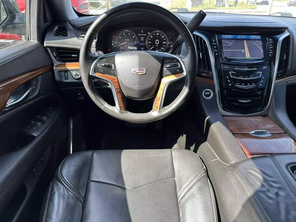 Cadillac Escalade 2015 - Image 12
