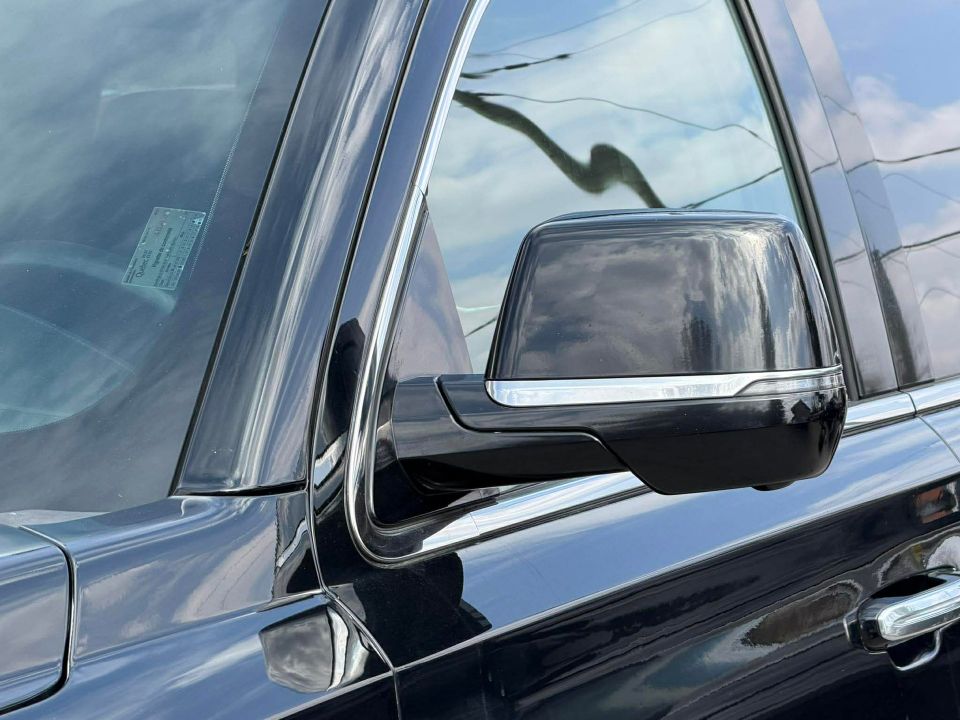 Cadillac Escalade 2015 - Image 40