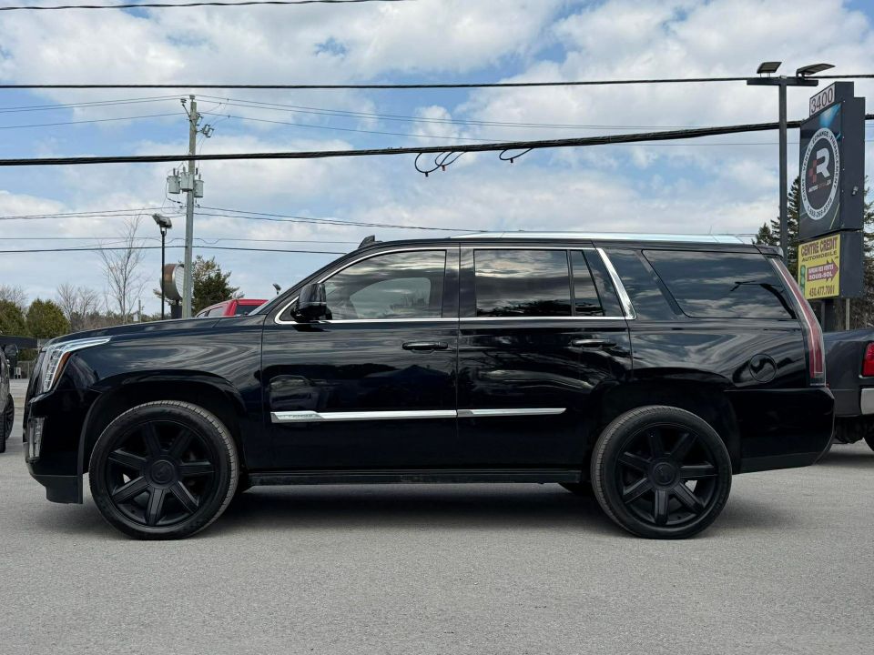 Cadillac Escalade 2015 - Image 2